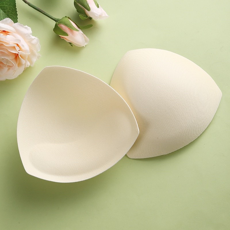 2 MIẾNG ĐỆM MÚT TAM GIÁC