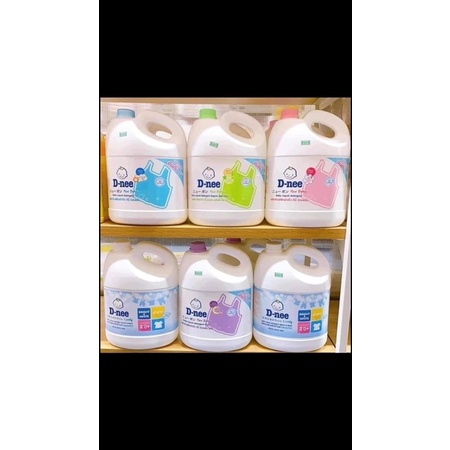 Nước giặt xả Dnee dành cho bé sơ sinh.