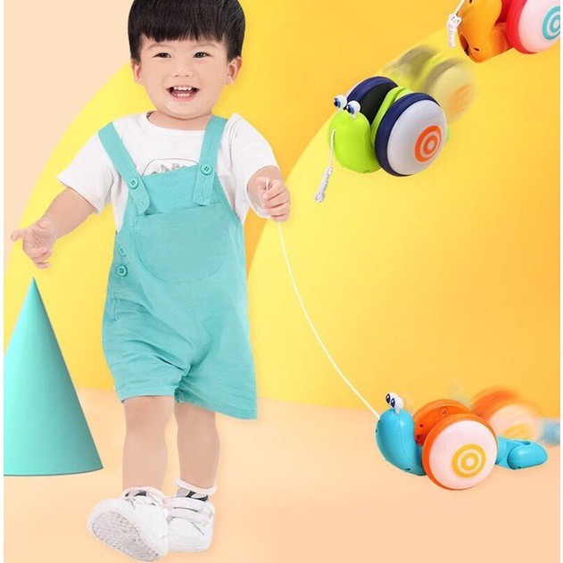 ốc sên dắt bộ đồ chơi - Có nhạc kèm dây kéo và đèn, vui nhộn cho trẻ tại nhà