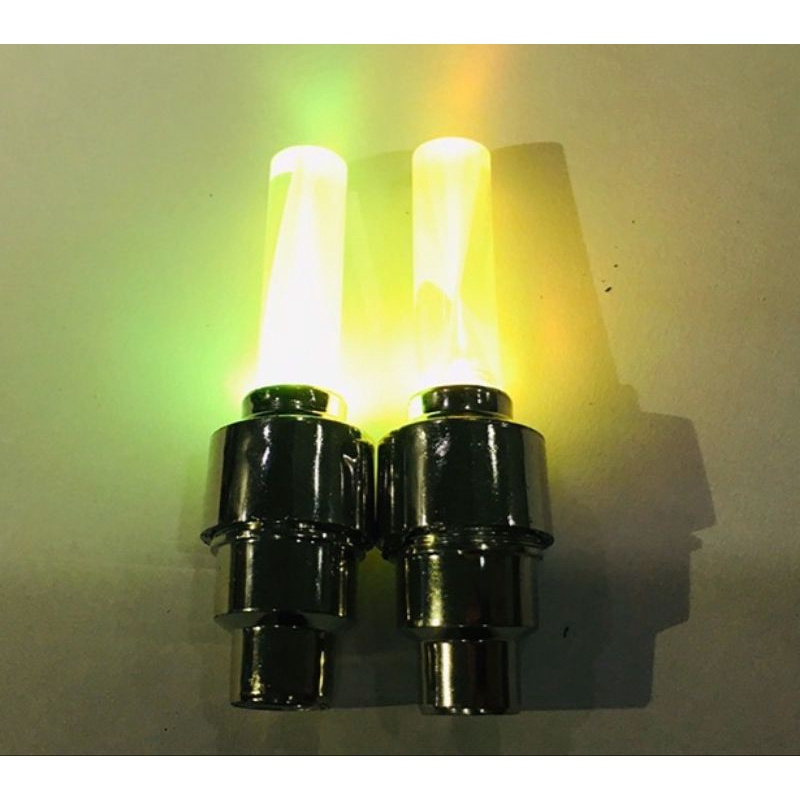 Đèn led 7 màu gắn mọi loại xe