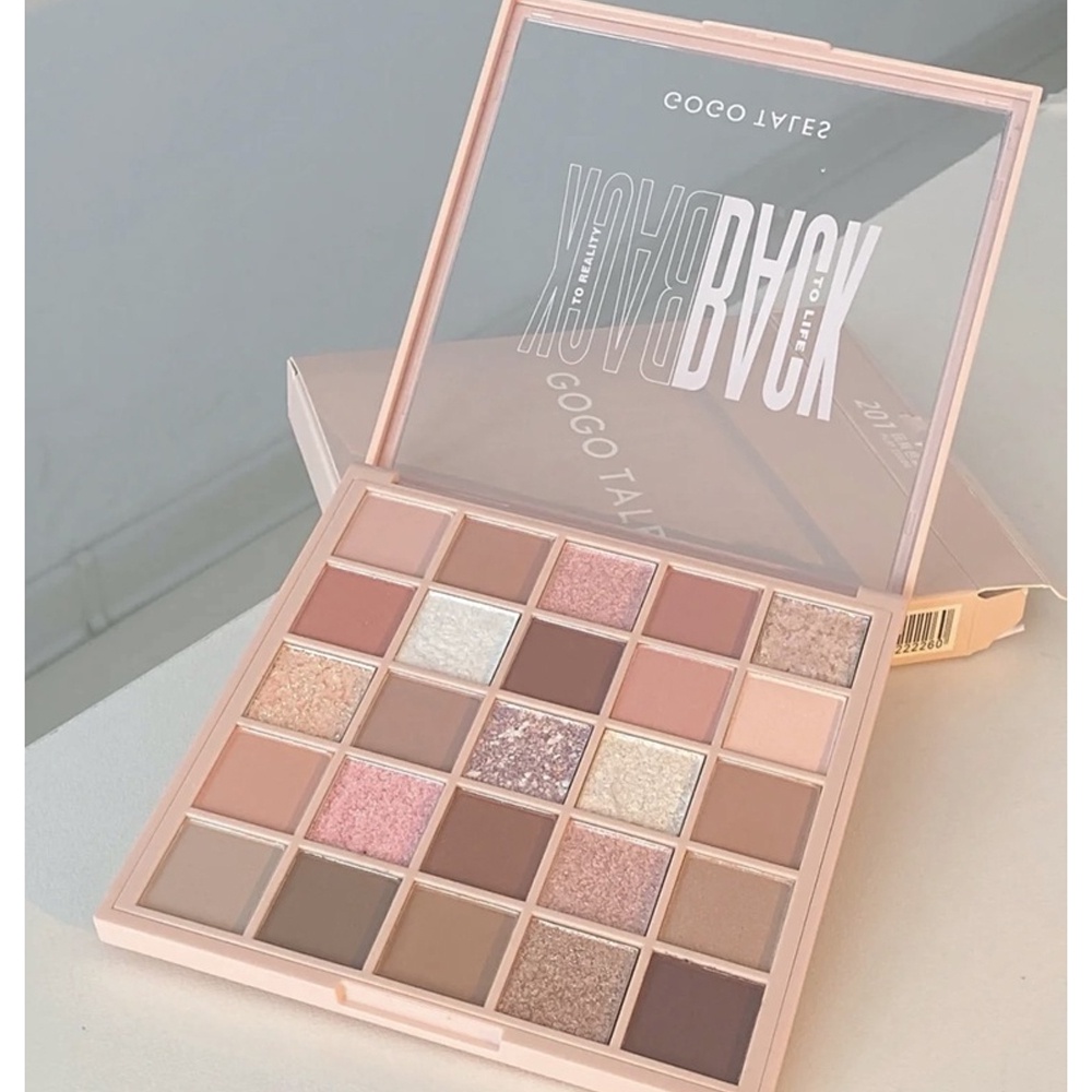 Bảng phấn mắt trang điểm Back to reality 201 GOGO TALES 25 ô GT282 NPP Shoptido