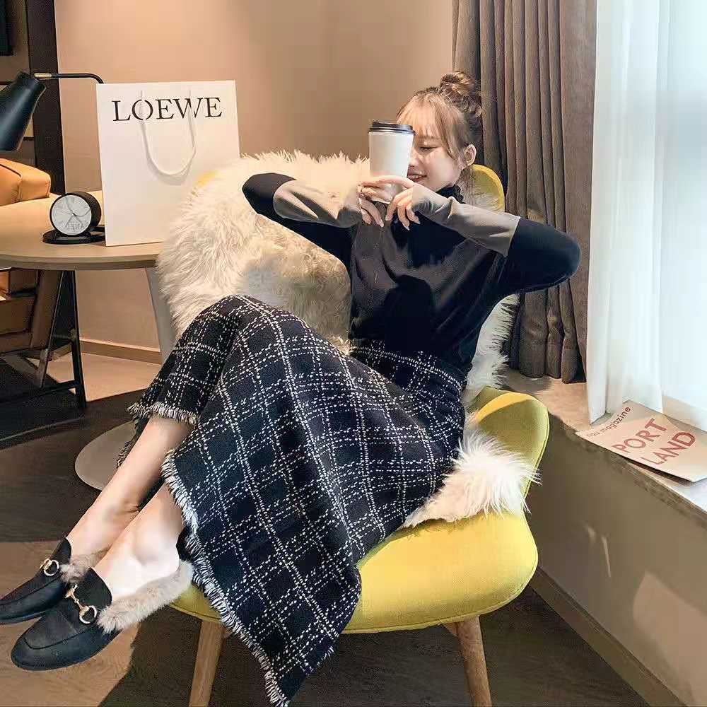 Chân váy dáng dài họa tiết kẻ caro cho nữ