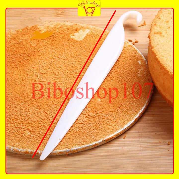 Que nhựa lấy bánh, tách bánh khỏi khuôn 22cm