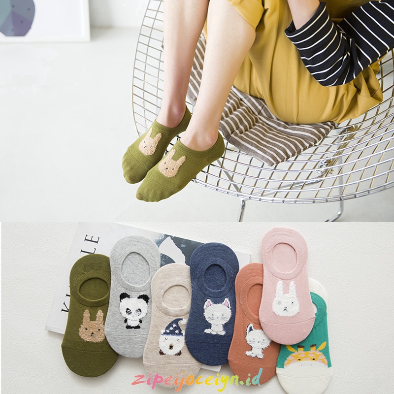 Vớ nữ họa tiết hoạt hình dễ thương