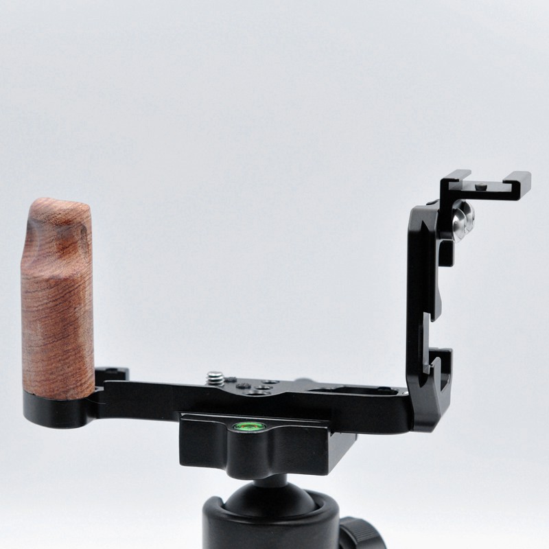 Quick Release Shaped Plate Holder Wooden Handle Protective Hand Grip Camera Bracket with Cold Hot Boot for Fuji X-A7 XA7