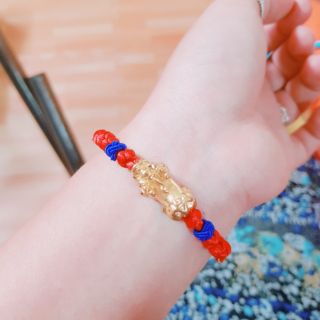 Vòng dây đỏ may mắn mix tỳ hưu