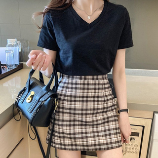 Áo thun trơn cổ tim 095