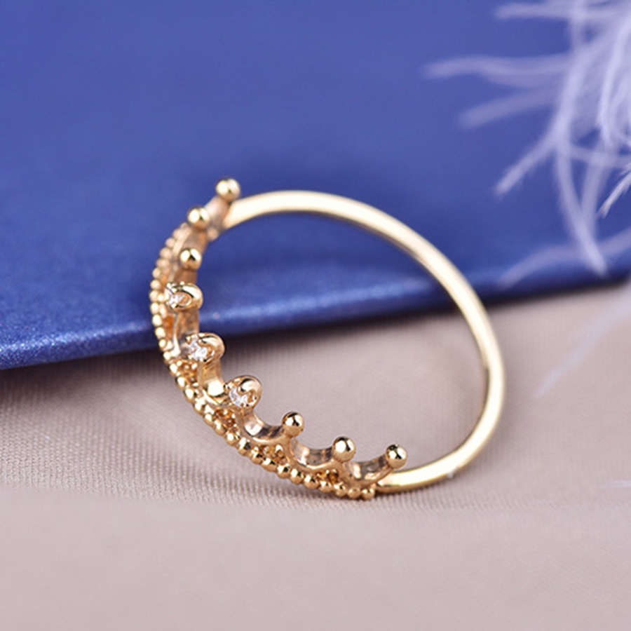 Nhẫn Titan Mạ VàNg ĐíNh Zircon HìNh Vương MiệN ThờI Trang Cho Nữ