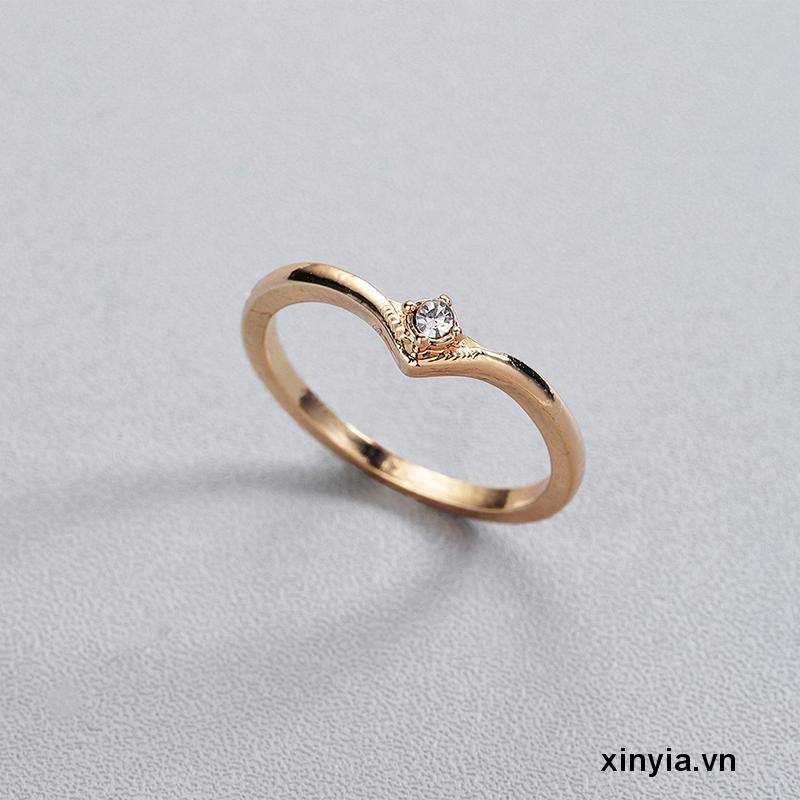 Nhẫn Thời Trang Bằng Thép Titan Màu Vàng/ Bạc Đính Đá Pha Lê Cho Nữ