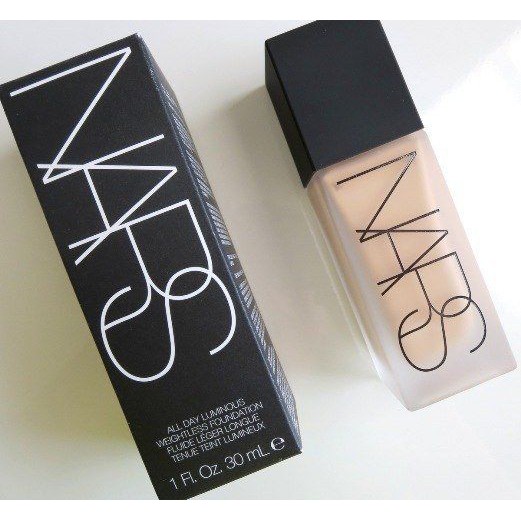 Kem nền Nars All Day Lumninous