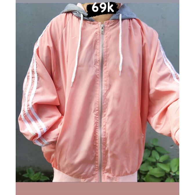 Áo khoác liền mũ nỉ