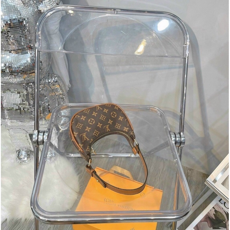 Túi kẹp nách lv dáng bầu mới 2021