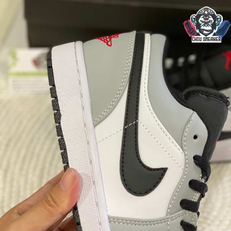 Giày thể thao jd1 cổ thấp xám trắng phiên bản cao cấp giày Sneaker Jordan low Smoke Grey V2