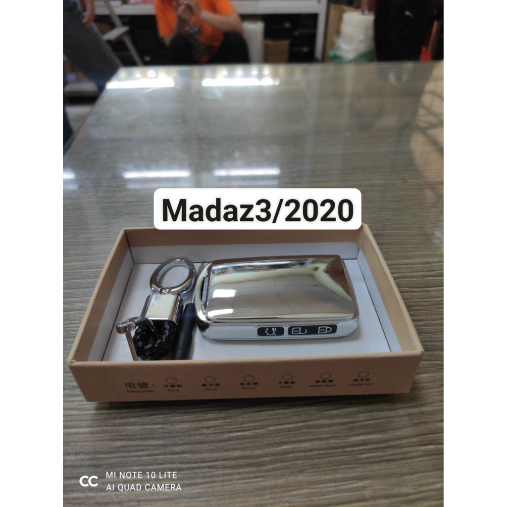 Ốp Chia Khóa Tráng Gương Xe Mazda 3 2020 2021... kèm móc treo