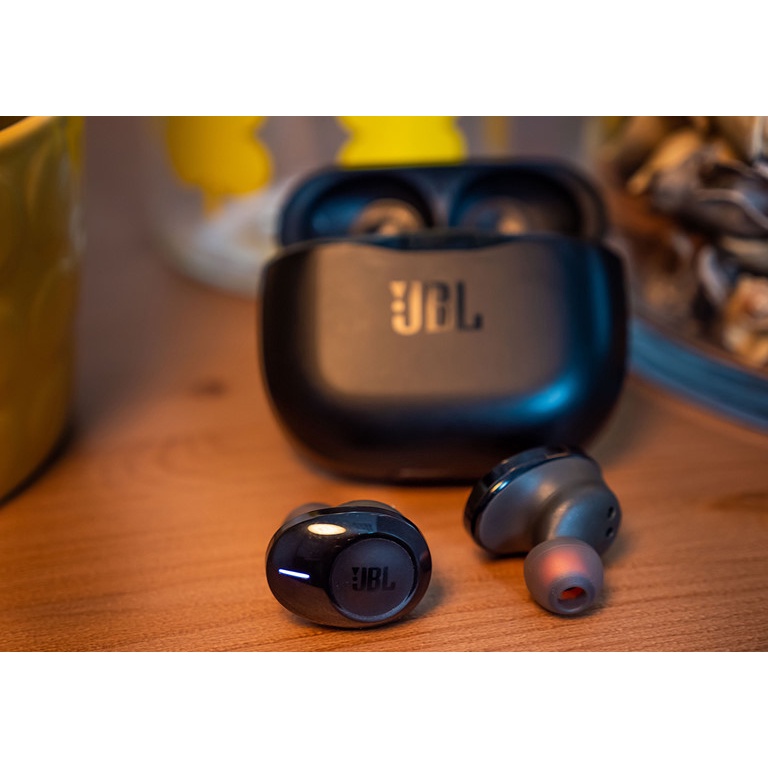 Tai nghe không dây JBL Tune 230NC