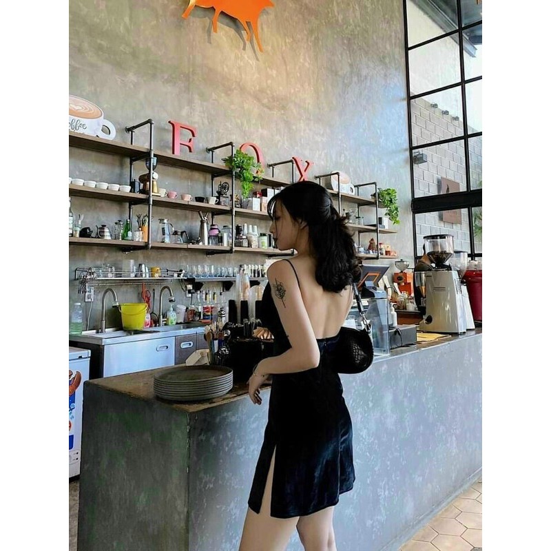Đầm 2 dây nhung sợi mảnh hở lưng sexy có sẵn mút ngực Sun Fahsion