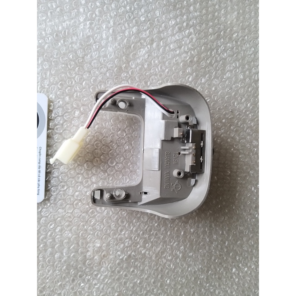 Đèn trần phía trước và sau Suzuki Wagon R 2001 - 2007