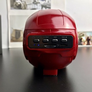 Loa Iron man Bluetooth người sắt