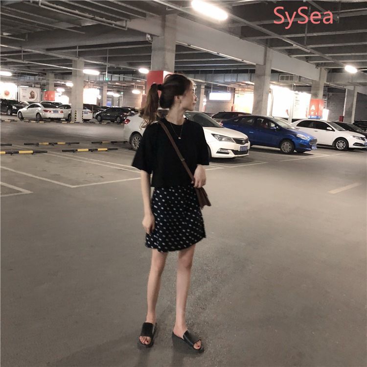 Áo Thun Nữ Tay Ngắn Form Rộng Trẻ Trung