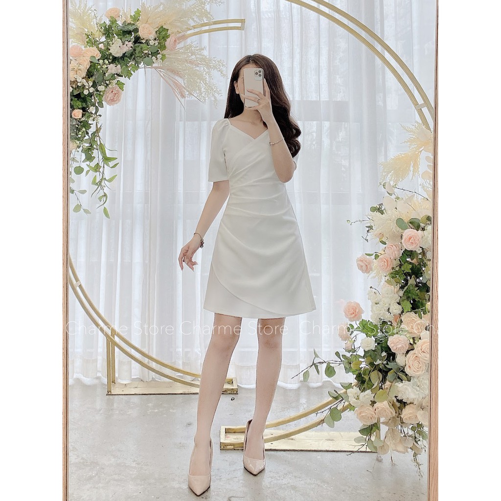 Váy nữ Xavia xếp ly cổ chữ V tôn dáng Charme Store | BigBuy360 - bigbuy360.vn