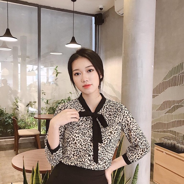 sơ mi da beo cổ buộc nơ