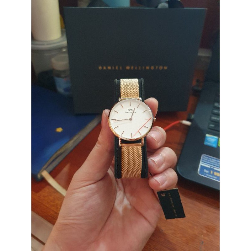 Đồng Hồ Nữ Daniel Wellington Classic Petite Melrose 32mm