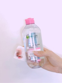 Nước tẩy trang Garnier Nga