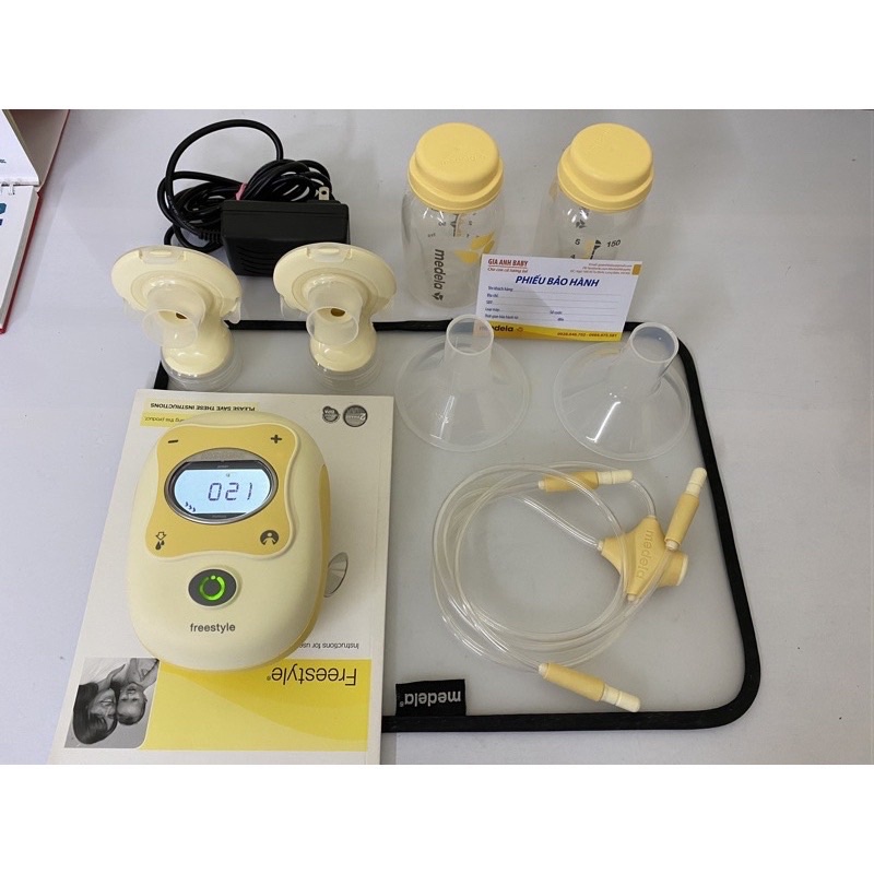máy hút sữa medela freestyle like new( bảo hành 10 tháng)