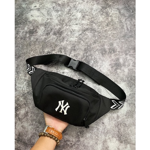 TÚI ĐEO CHÉO B222 SEAMBALL WAIST BAG BLACK