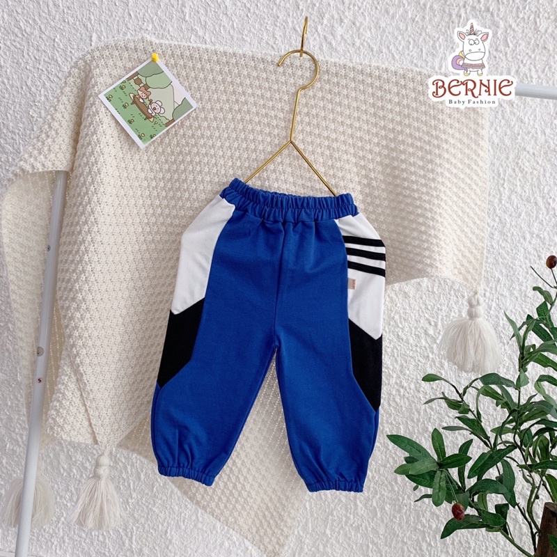 Quần bé trai Bernie thể thao phối sườn Unisex cho bé 8-22kg-21Q073