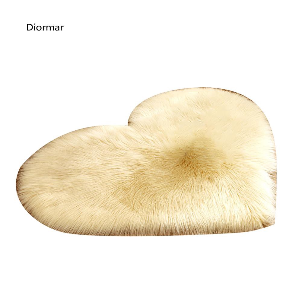 Thảm trải sàn hình trái tim sáng tạo chống trượt