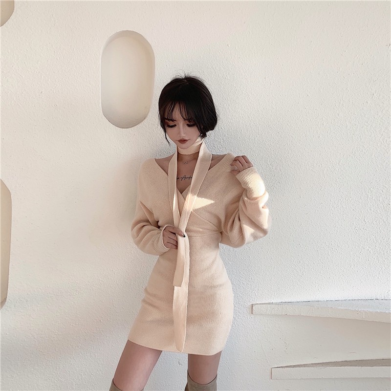 Đầm dệt kim tay dài cổ chữ V ấm mùa đông ôm thon eo ulzzang ( 2 màu )