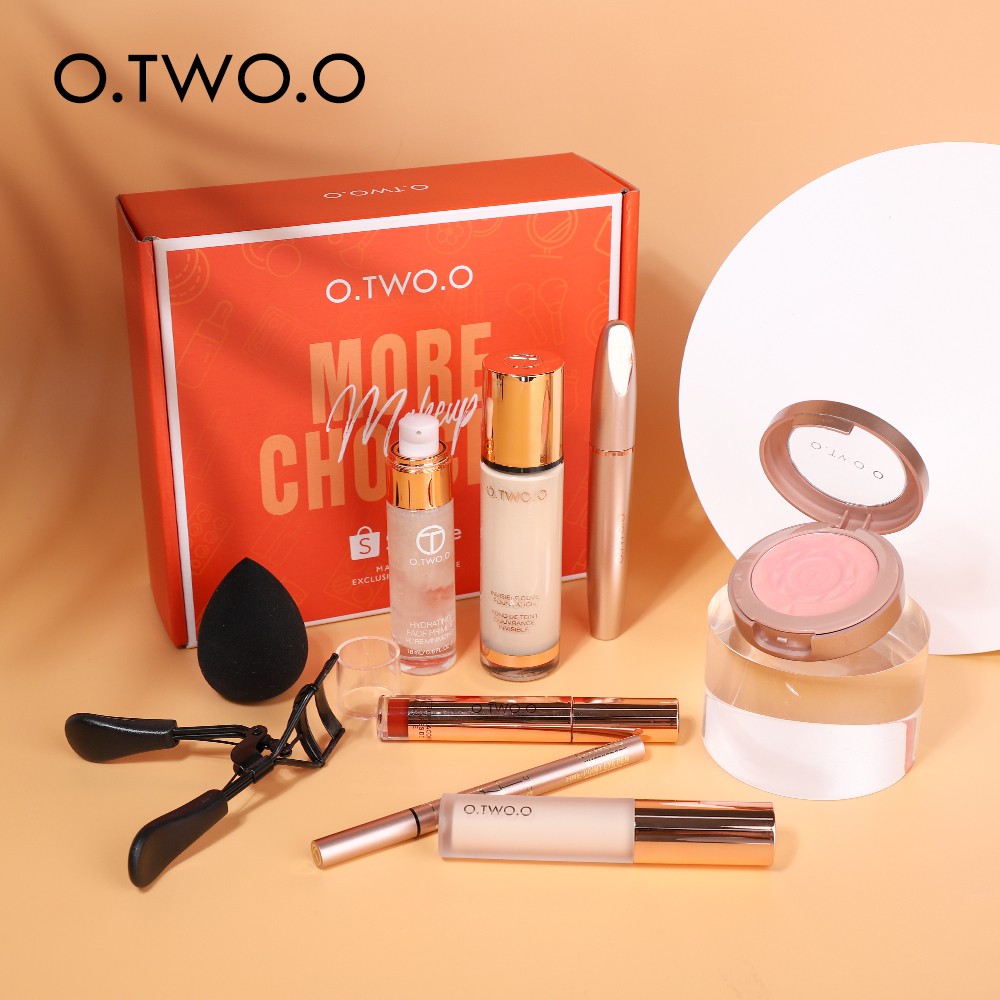 O.TWO.O Makeup Set 600g