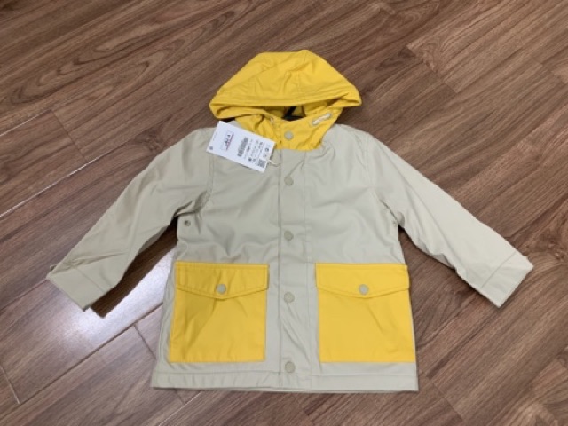 Áo khoác đi mưa của Zara size 9-12m