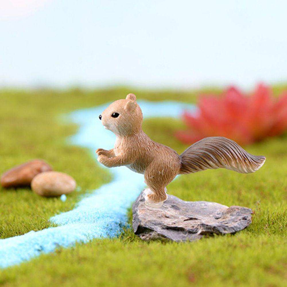 Mô Hình Chú Sóc Mini Trang Trí Sân Vườn