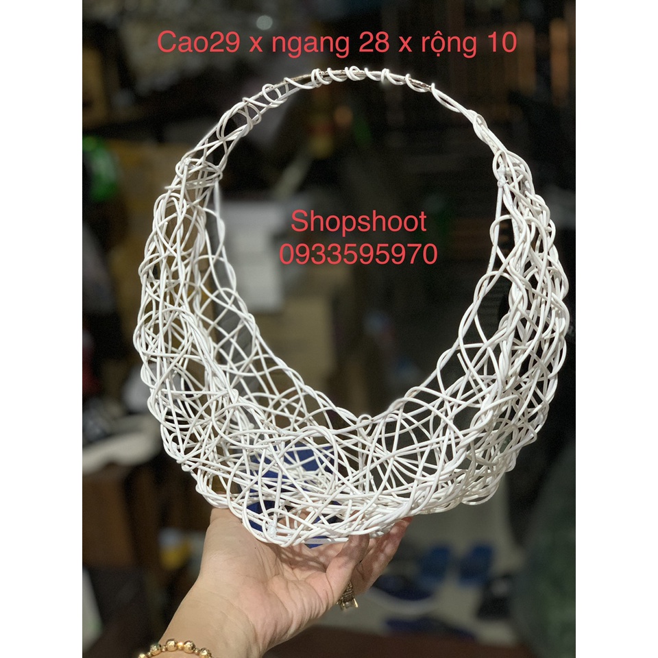 GIỎ VẦNG TRĂNG