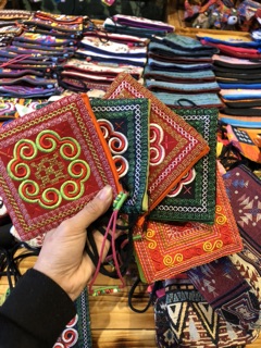 Ví thổ cẩm sỉ 9k