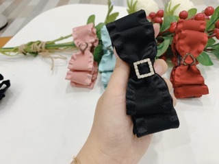 Kẹp tóc dáng dọc đính nơ handmade