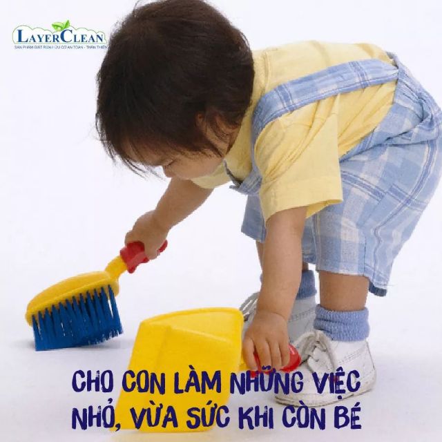 Nước giặt hữu cơ Layer Clean hương gió biển 2L