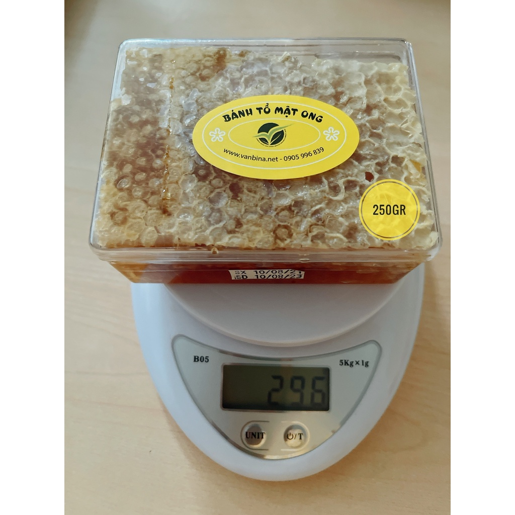 Mật ong bánh tổ rừng tươi nguyên sáp & keo ong nguyên chất 250gr sản xuất theo tiêu chuẩn CHÂU ÂU