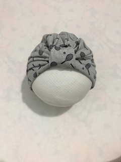 Mũ turban cho bé trai
