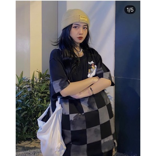 Áo phông tay lỡ unisex bàn cờ sau lưng hot trend form rộng
