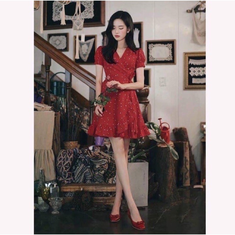 Đầm bi đỏ bèo thắt nơ eo