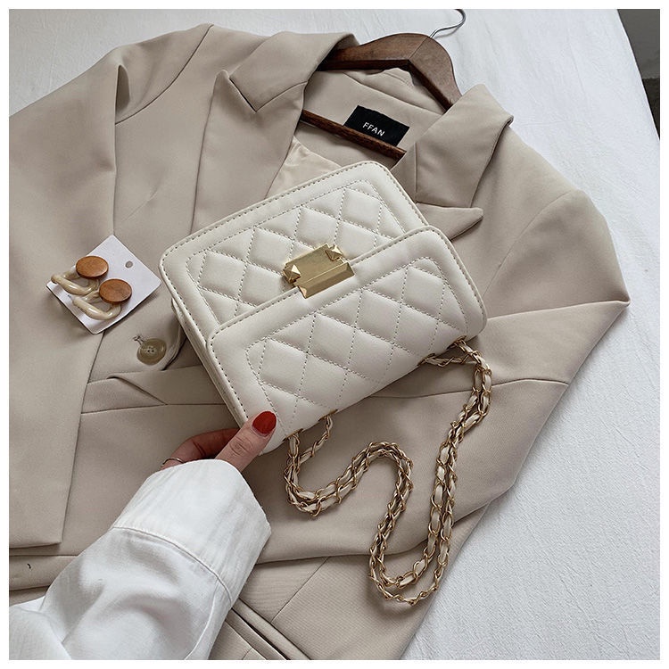 Túi Đeo Chéo Đính Đá Thời Trang Dành Cho Nữ