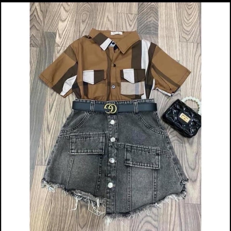 Quần giả váy bò đính khuy rách