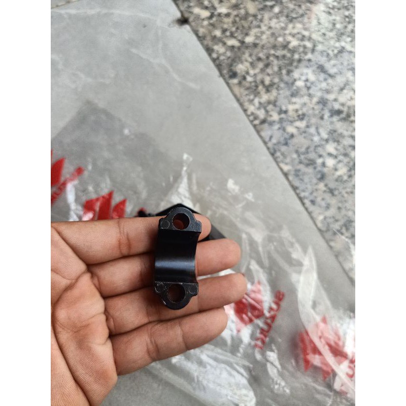 Pát bắt cùm côn satria fi raider fi