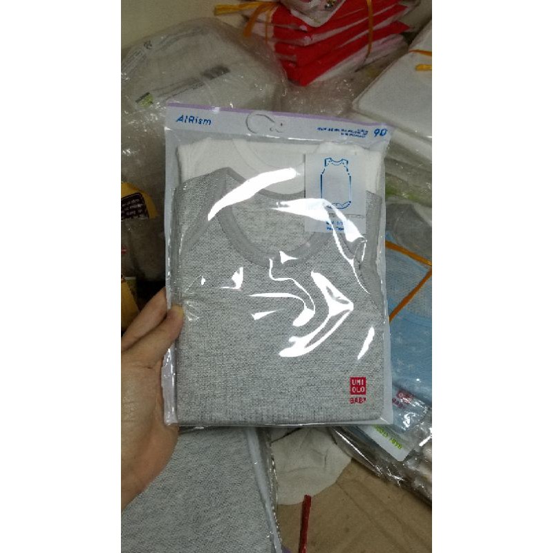 set 2 bộ body Uniqlo cho bé chất thun làm mát Arisim size 90