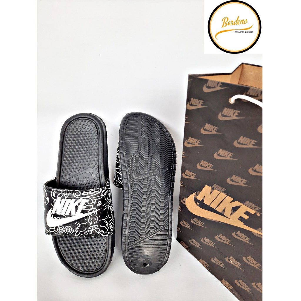Dép Sandal Nike Benassi Màu Đen Kiểu Dáng Trẻ Trung Năng Động