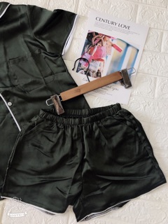 bộ pijama đùi chạy viền cổ chất lụa