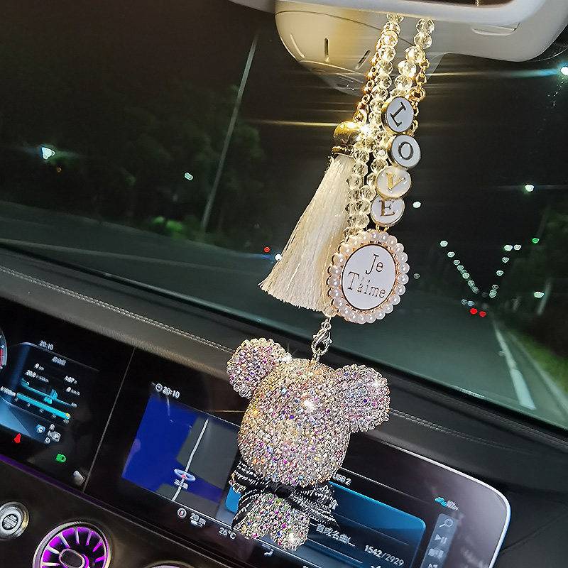 Dây treo trang trí bên trong xe hơi phối hình chú gấu đính pha lê cao cấp